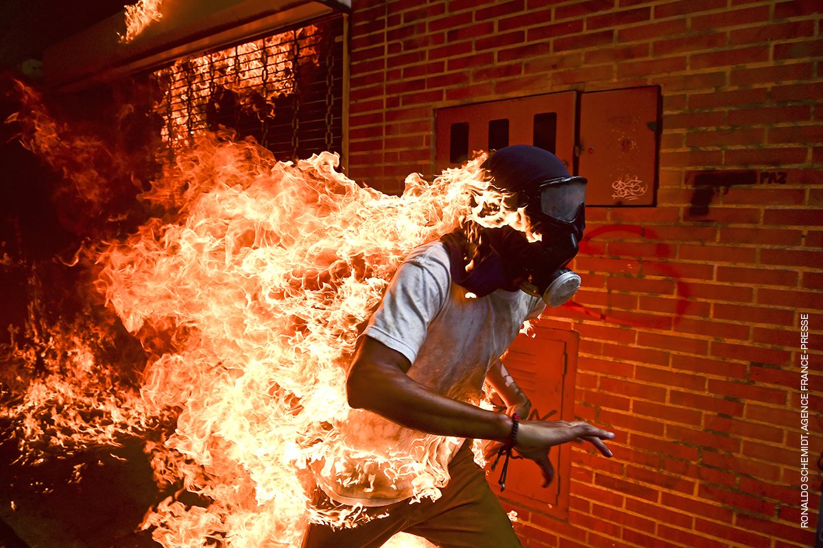 El retrato de una Venezuela “en llamas” gana el World Press Photo 2018