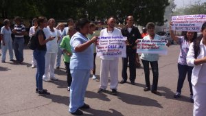 Trabajadores del Seguro Social de Aragua protestaron por detención de tres compañeros