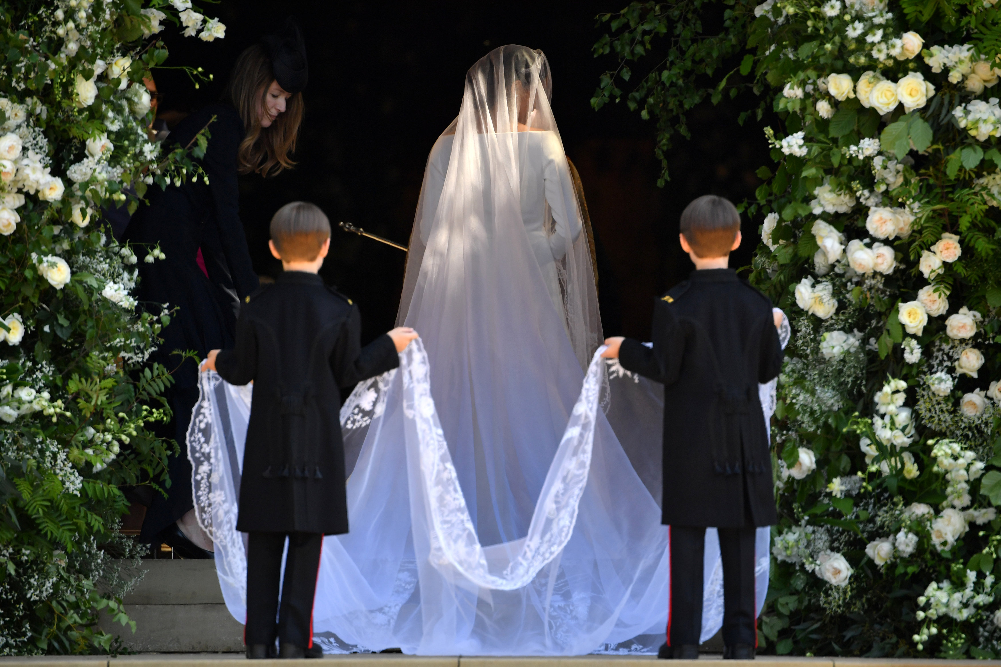 Vestido de novia de Meghan Markle fue diseñado por Clare Waight Keller para Givenchy (Fotos)