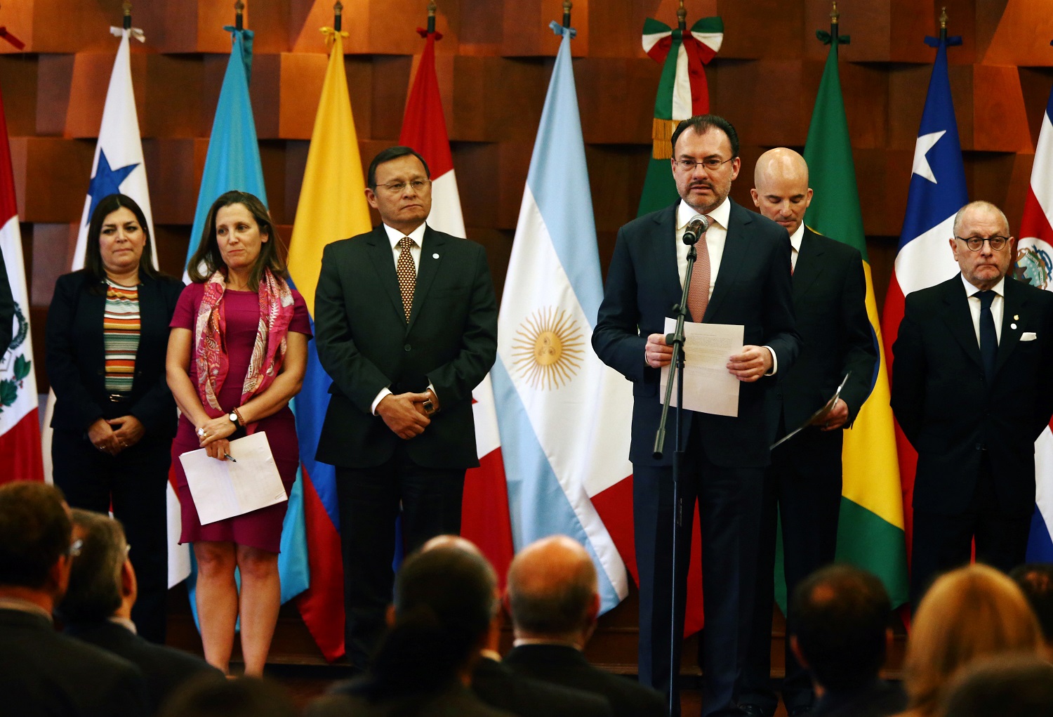 Grupo de Lima insiste en explorar alternativas diplomáticas para restablecer la democracia en Venezuela