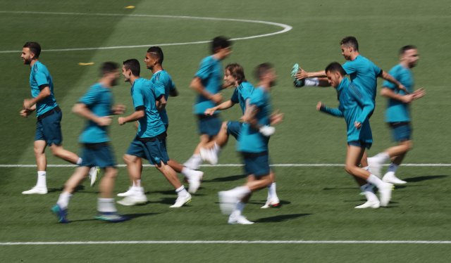 Soccer Football - Champions League - Real Madrid Training - Real Madrid City, Madrid, Spain - May 22, 2018   Real Madrid players during training   REUTERS/Sergio Perez