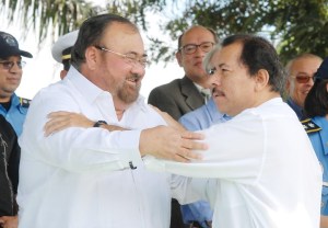 Parlamento de Nicaragua acepta renuncia de jefe electoral aliado de Ortega