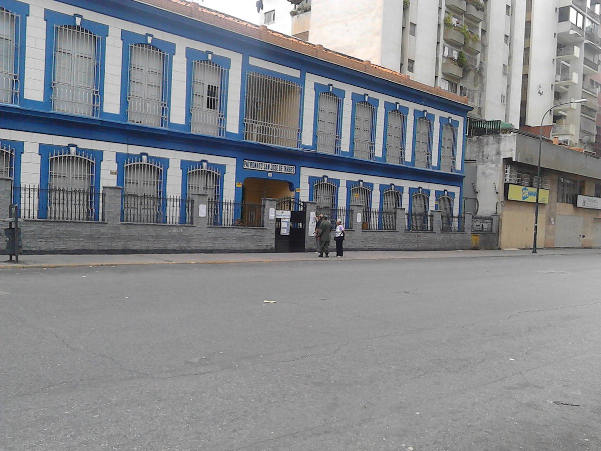 3:00 pm Así se encuentra un centro de votación en La Candelaria este #20May (Video)