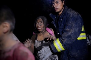EEUU ofrece su ayuda a familias afectadas por el volcán en Guatemala