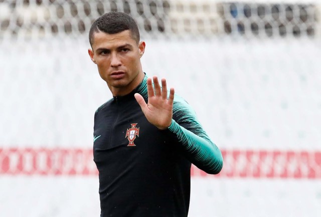 Fútbol Fútbol - Copa Mundial - Portugal Equipo de entrenamiento Camp - Kratovo, Moscú, Rusia - 10 de junio de 2018 Portugal Cristiano Ronaldo durante el entrenamiento REUTERS / Sergei Karpukhin