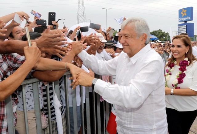López Obrador amplía levemente ventaja a 4 días de elecciones presidenciales México