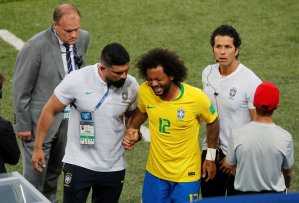 Marcelo sufrió molestias en la espalda durante la victoria de Brasil