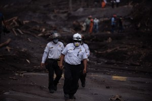 Guatemala declarará inhabitables cuatro comunidades aledañas al Volcán de Fuego