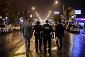 Al menos dos muertos y 13 heridos en tiroteo masivo en Toronto