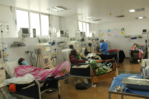 Apagones ponen en riesgo a pacientes de diálisis en un hospital de La Guaira