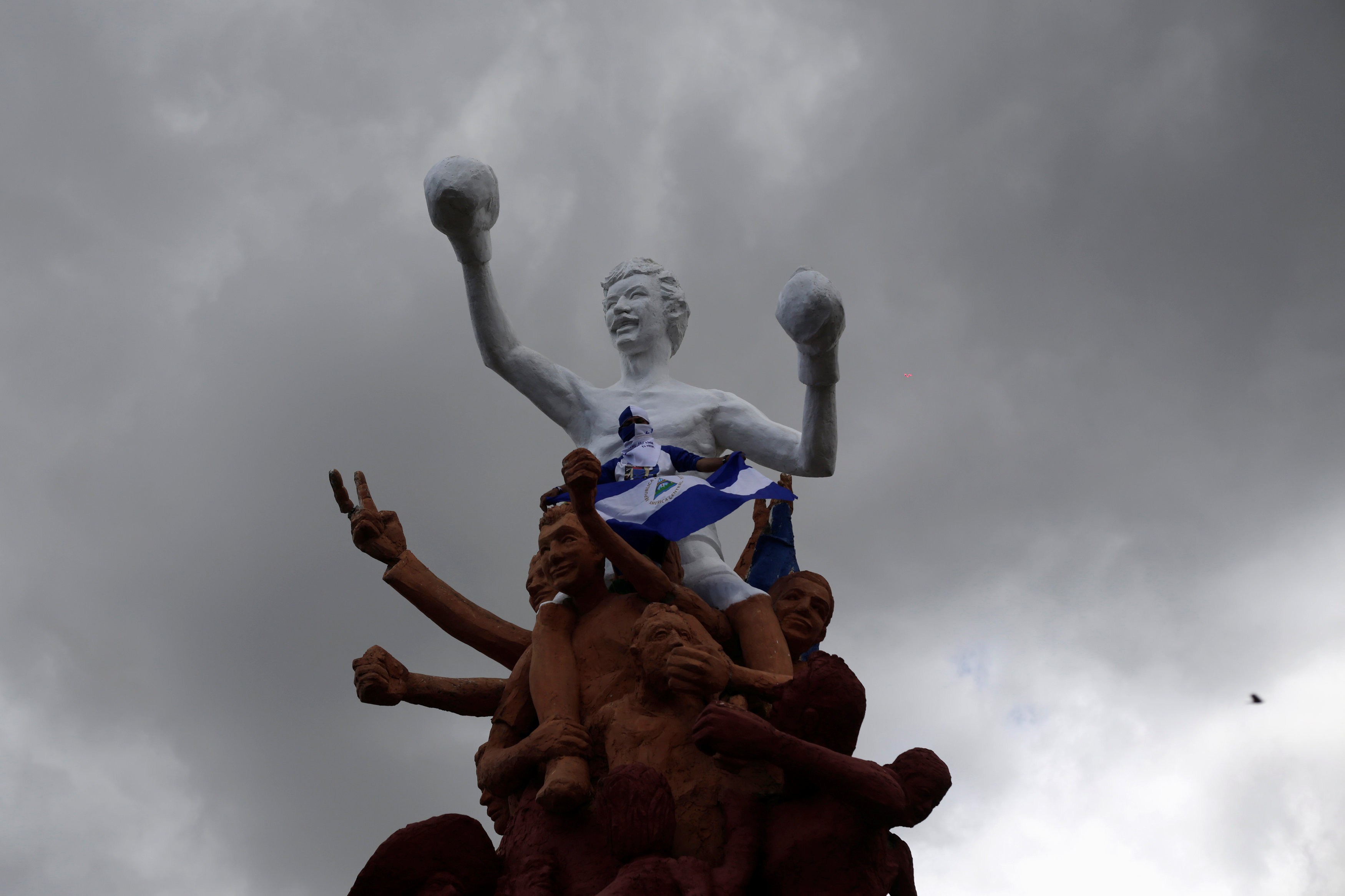 Huele a muerte… Al mejor estilo de Nicolás, Ortega convoca a contramarcha anti oposición
