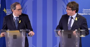 Puigdemont pide a su regreso a Bruselas que España dé solución política a conflicto catalán