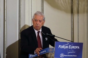 Mario Vargas Llosa rechazó atentado contra María Corina Machado (Comunicado)