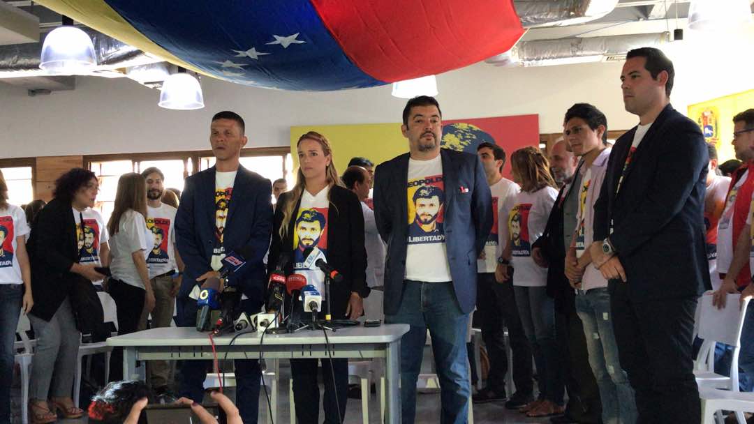 Lilian Tintori afirma que Leopoldo López no ha recibido atención médica