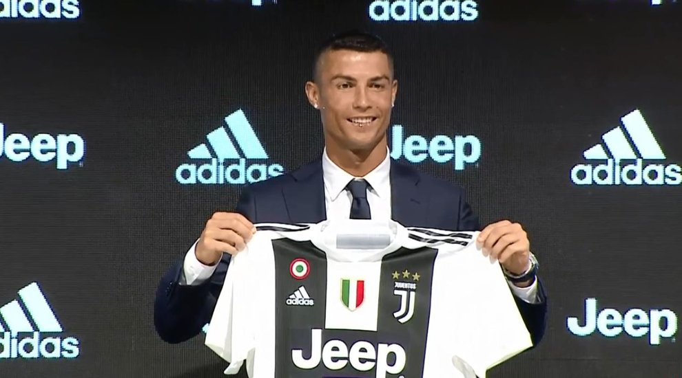 Cristiano Ronaldo ya posa con la camiseta de la Juventus (Fotos)