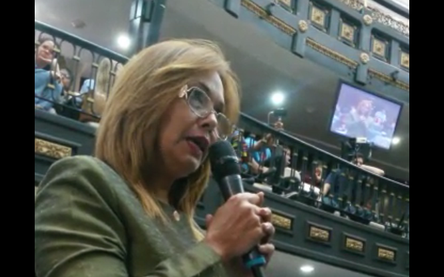 Mary Álvarez: Familias zulianas deben tener entre 400 mil  y mil millones de Bolívares para reparar neveras y aires acondicionados