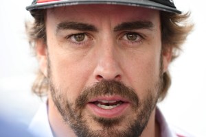 Fernando Alonso preocupado por calificación en las 500 Millas de Indianápolis