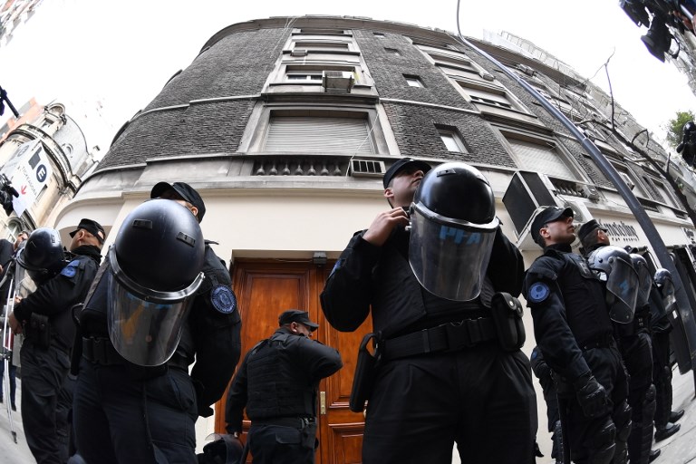 Continúan allanamientos a residencias de Cristina Kirchner en Argentina