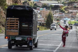 Ecuador promueve plan integral para atender derechos de los migrantes venezolanos
