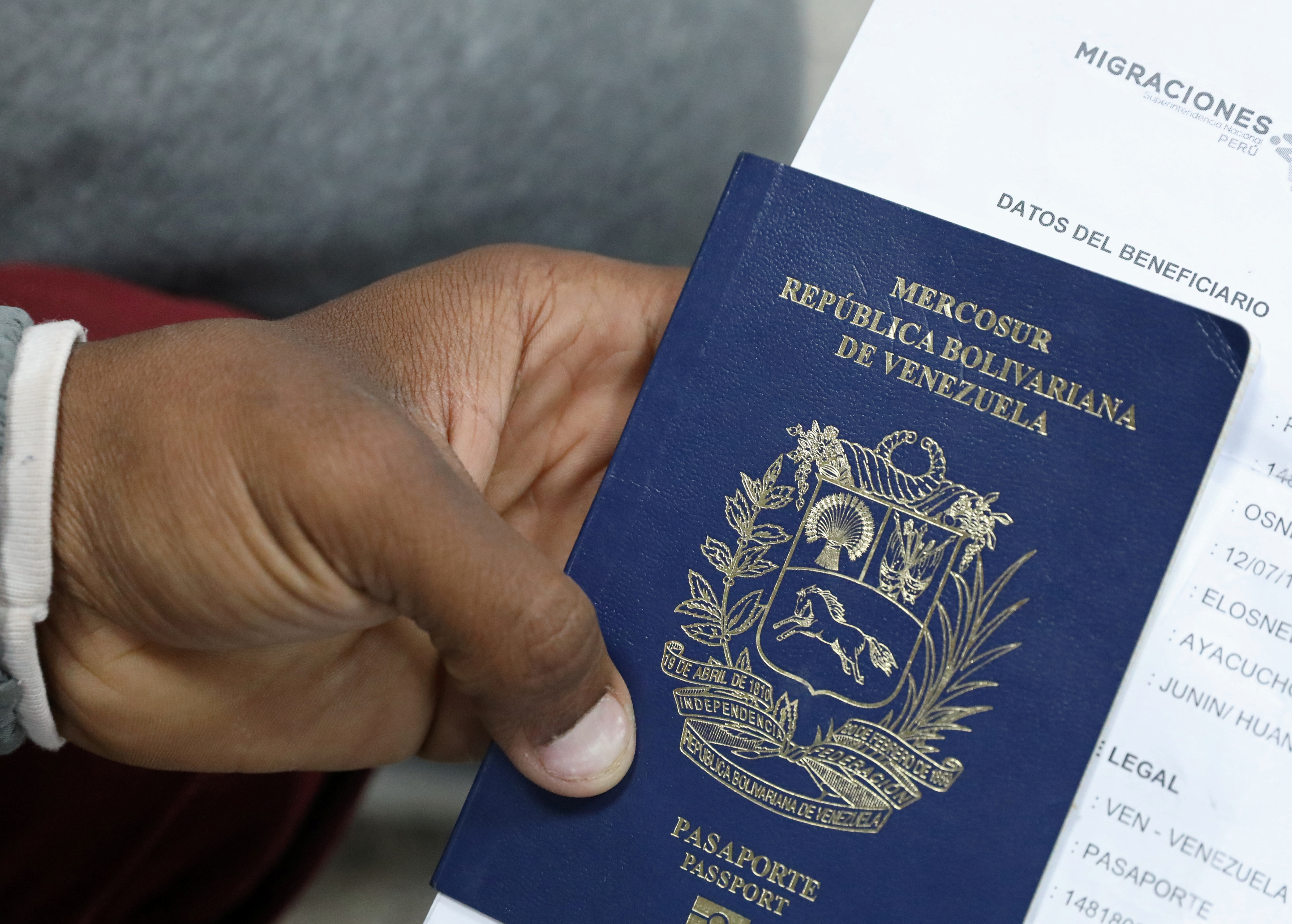 Saime estudia extender duración de prórroga de pasaporte a 5 años