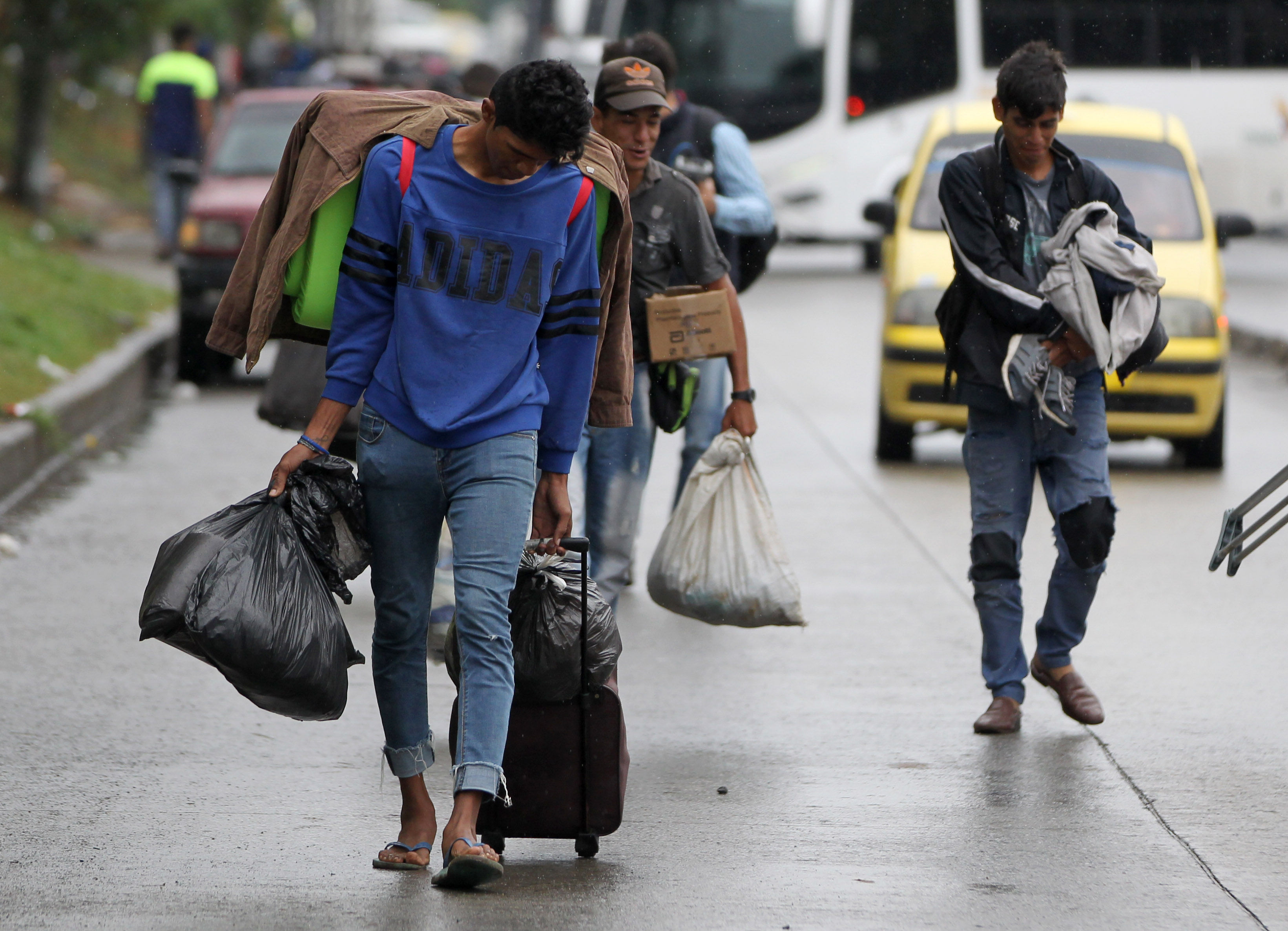 Se inicia proceso de deportación de 167 venezolanos detenidos en Colombia