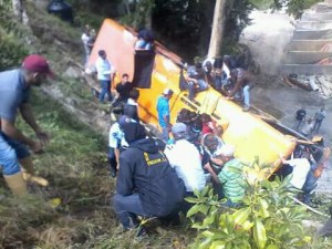 Accidente de tránsito dejó al menos 20 heridos en Tejerías