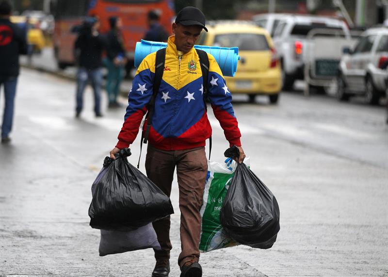 Exiliados denuncian presencia de afectos a régimen venezolano en éxodo masivo