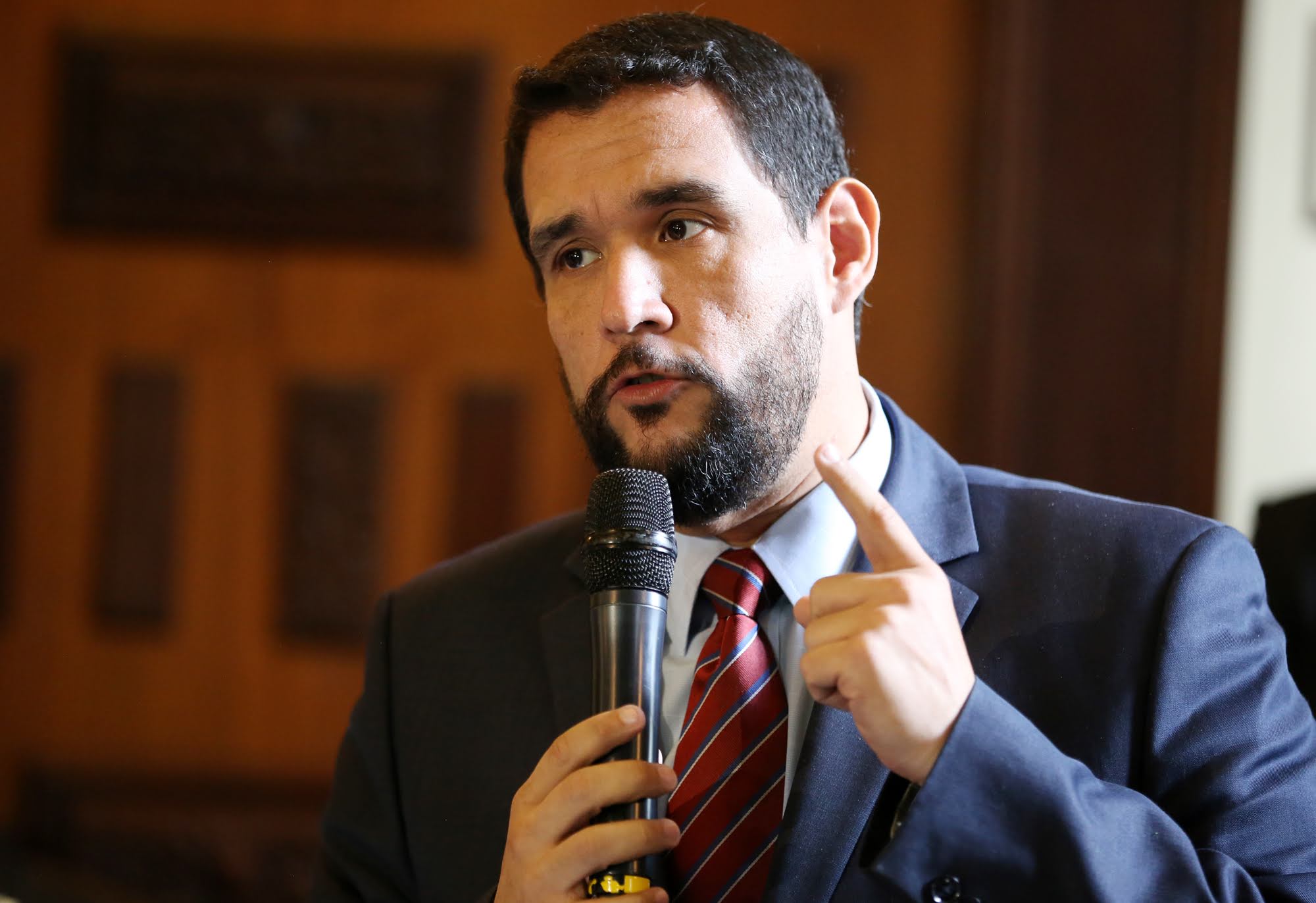 Juan Miguel Matheus: Ninguna autoridad puede adelantar las elecciones parlamentarias (Audio)
