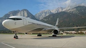 Caprichos en el aire: Así son los jets privados de magnates y famosos (Fotos)