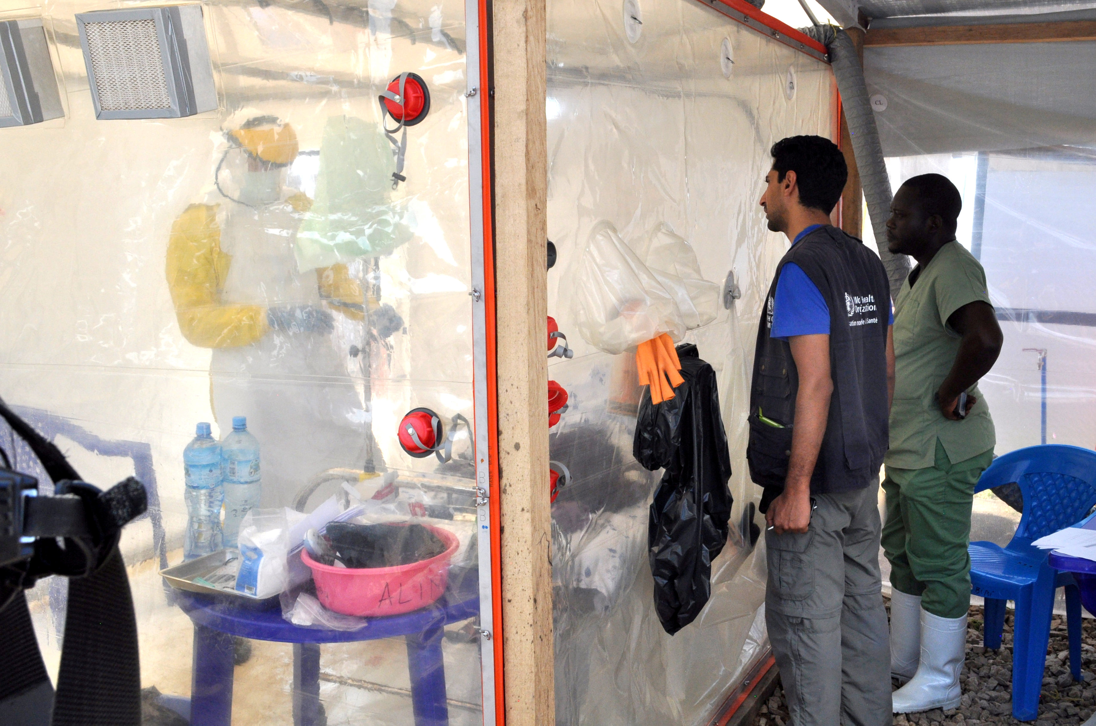 Llegan a 200 los casos de ébola en Congo