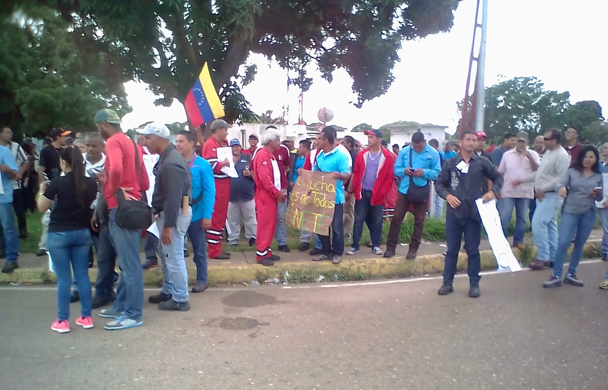 Trabajadores de Pdvsa-Anzoátegui protestan para exigir reivindicaciones laborales #10Oct