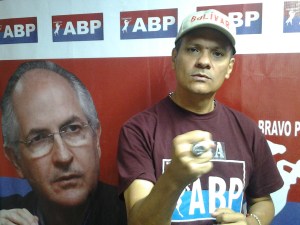 Samuel Paredes: Venezuela necesita urgentemente un plebiscito