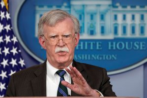 John Bolton: EEUU responderá si hay violencia e intimidación contra diplomáticos y Juan Guaidó