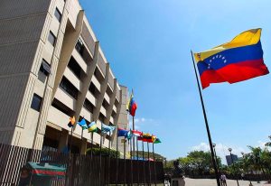 Maduro obligado a madrugar para asistir al inicio del Año Judicial de su TSJ