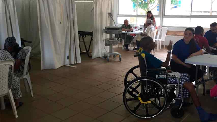 Casi 900 personas han sido atendidas en Buque Hospital de EEUU en Riohacha (Fotos)