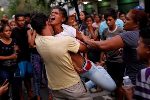 La tragedia de Carabobo, hambre e inflación en las “fotos del año” de la agencia Reuters