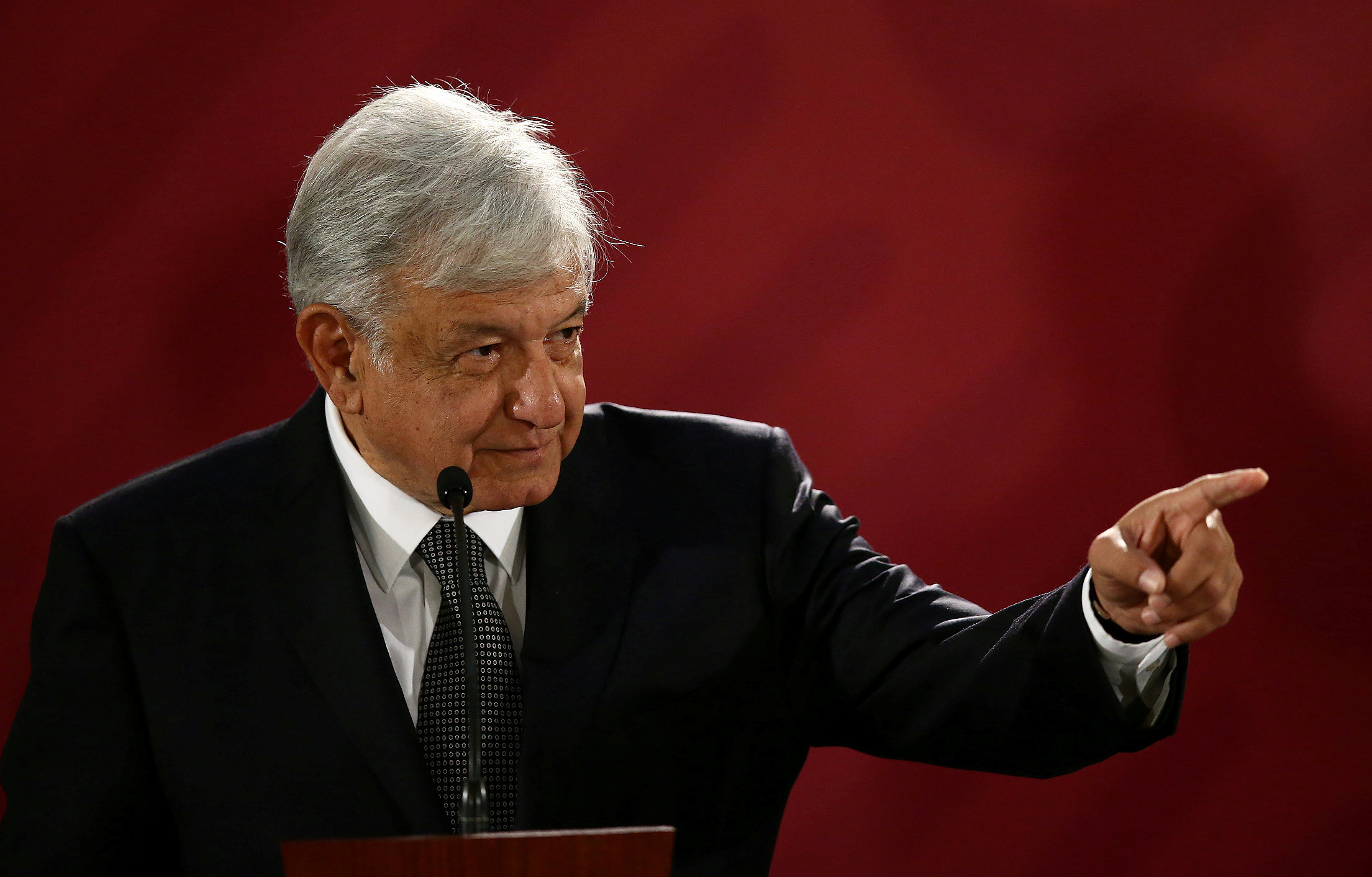 López Obrador promete protección a periodistas tras segundo muerto durante su mandato