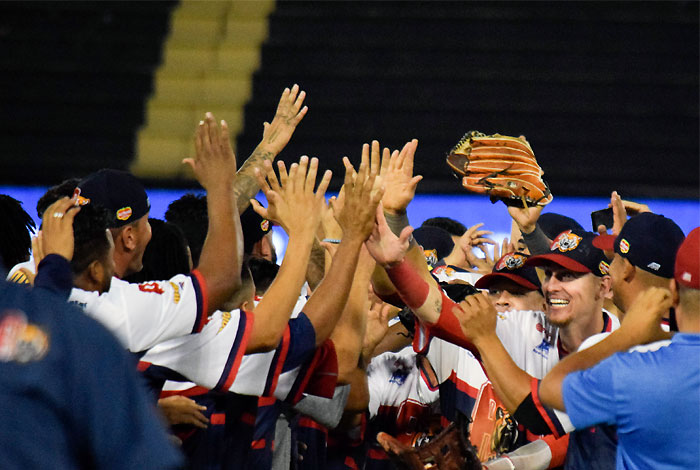 ¡Sigue la novela! Pedro Infante tendrá reunión con la Lvbp para discutir el calendario