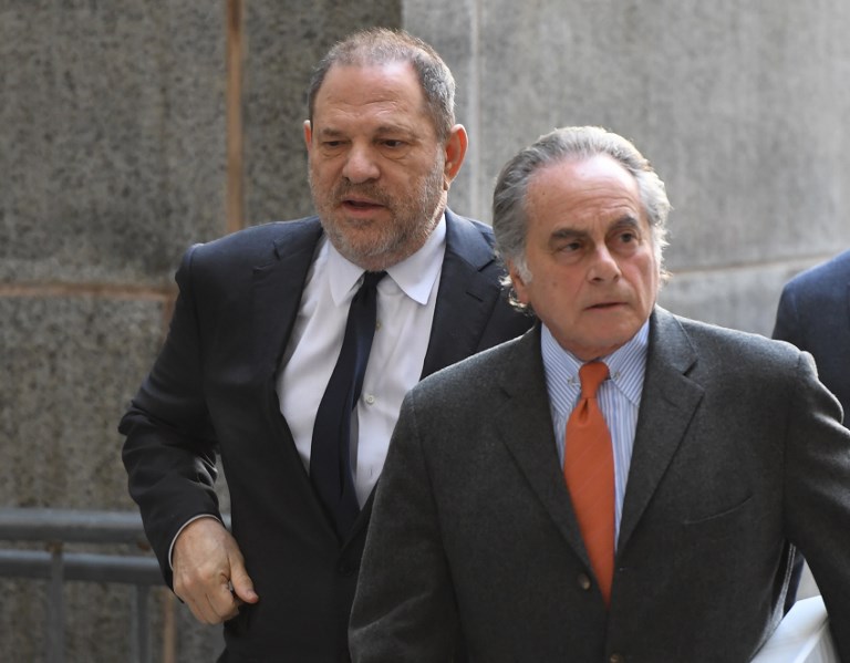 Abogado estrella de Harvey Weinstein renuncia a su defensa