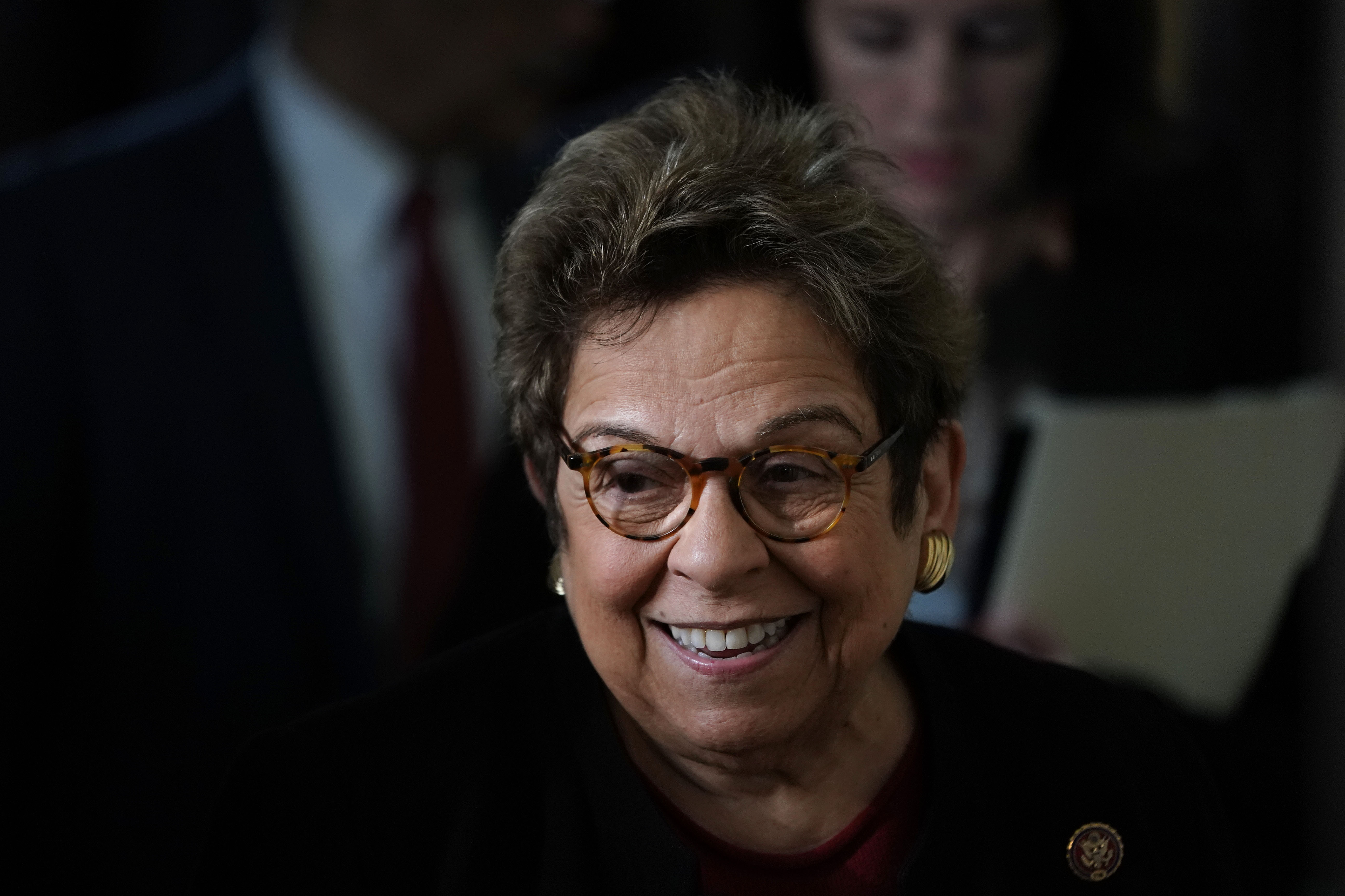 Congresista Shalala dice que TPS busca estatus temporal a venezolanos por 18 meses (VIDEO)