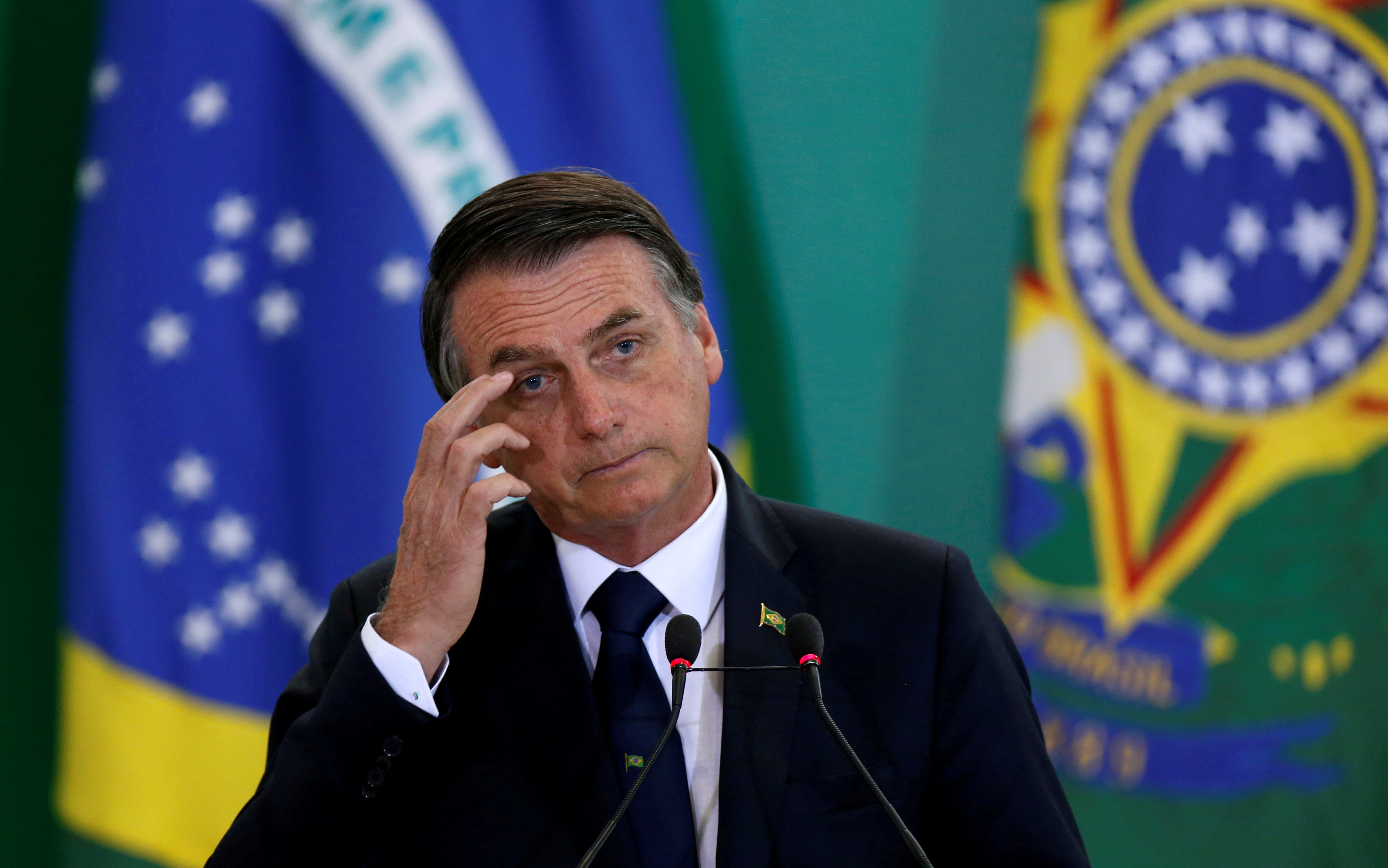 Bolsonaro anuncia que promoverá al ministro Moro para la Corte Suprema