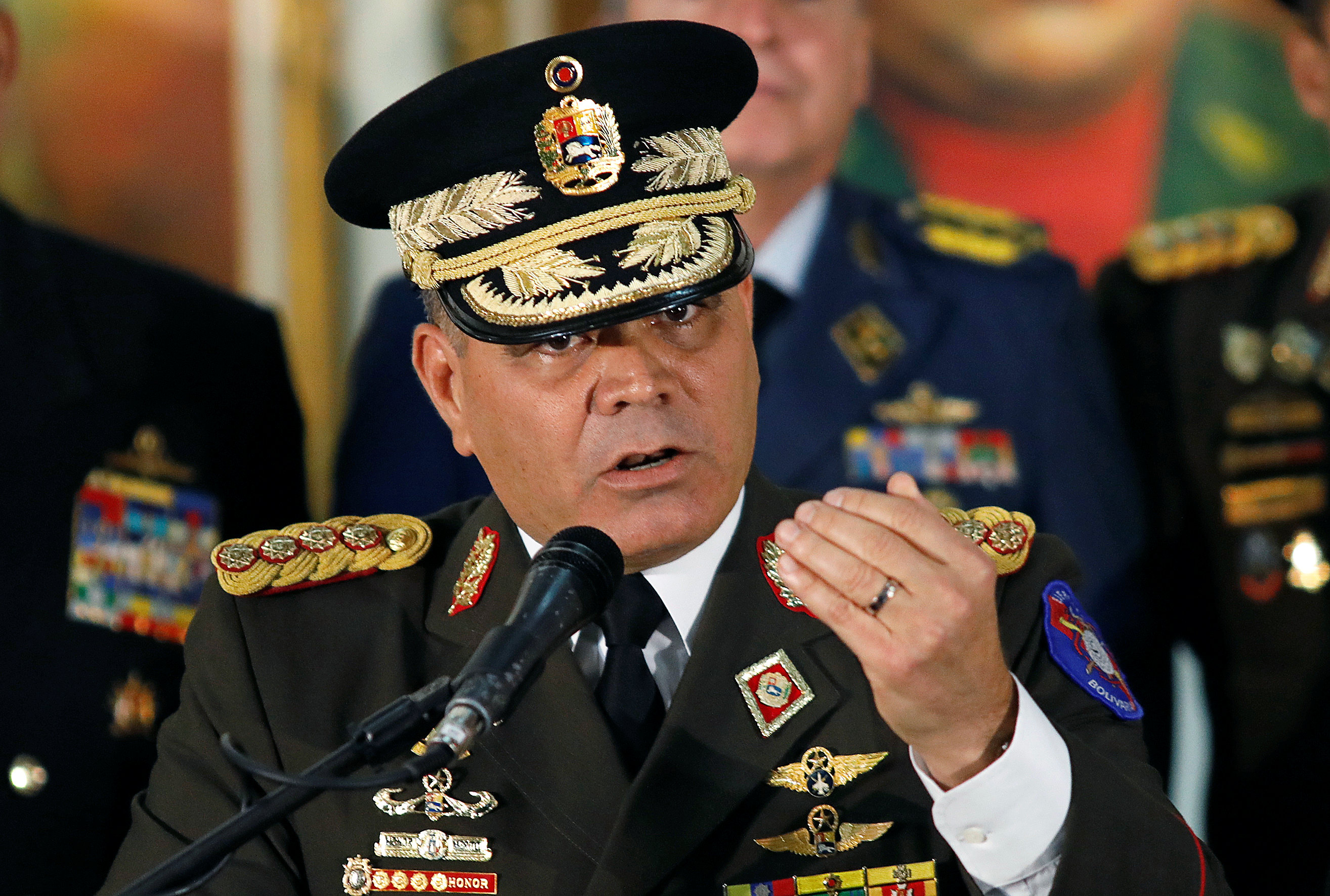 Padrino López rechazó las “acciones desestabilizadoras”  tras el asalto al Batallón de Infantería 513