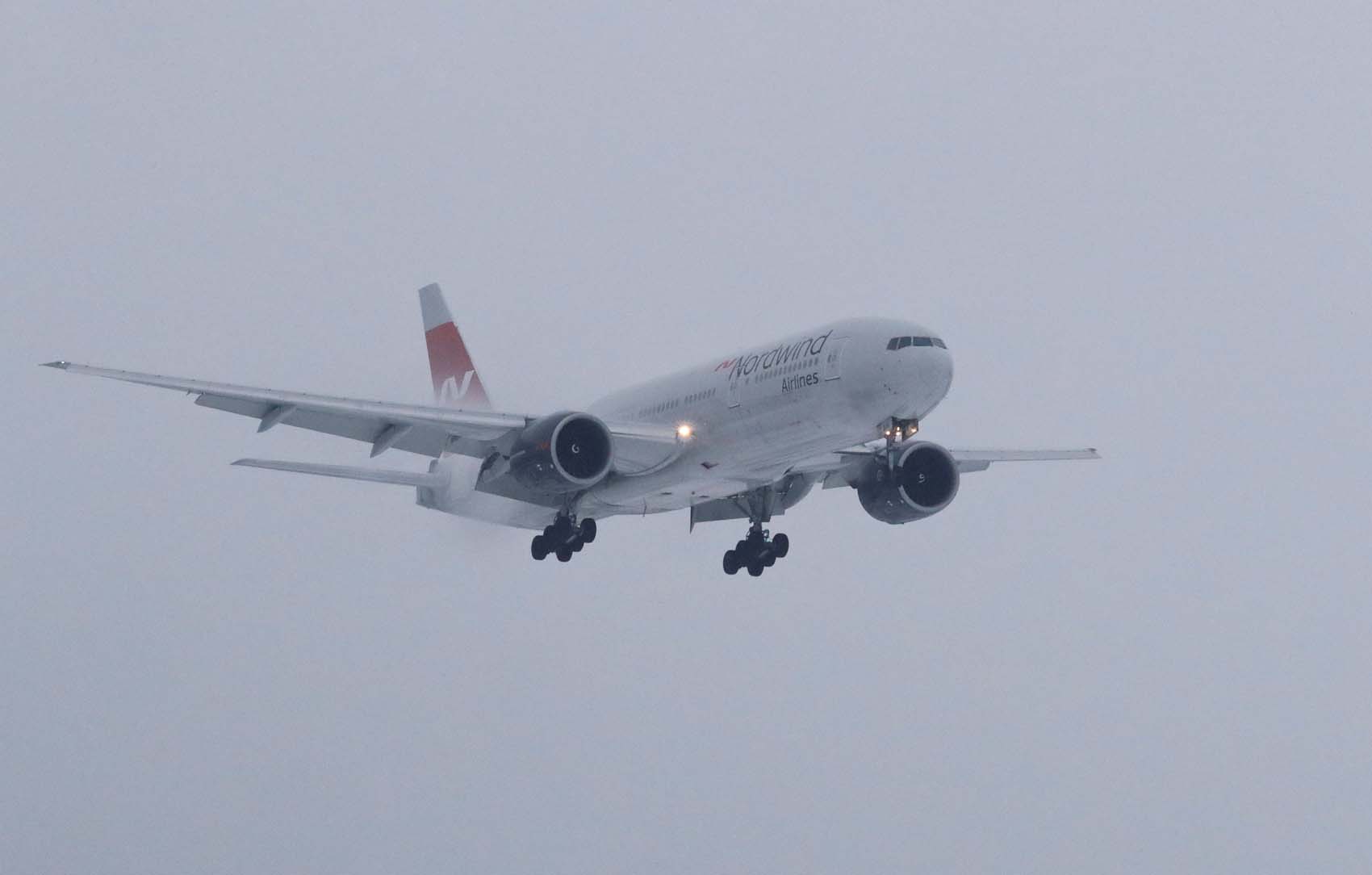 EN FOTOS: El misterioso avión ruso que estaba estacionado en Maiquetía llegó a Moscú