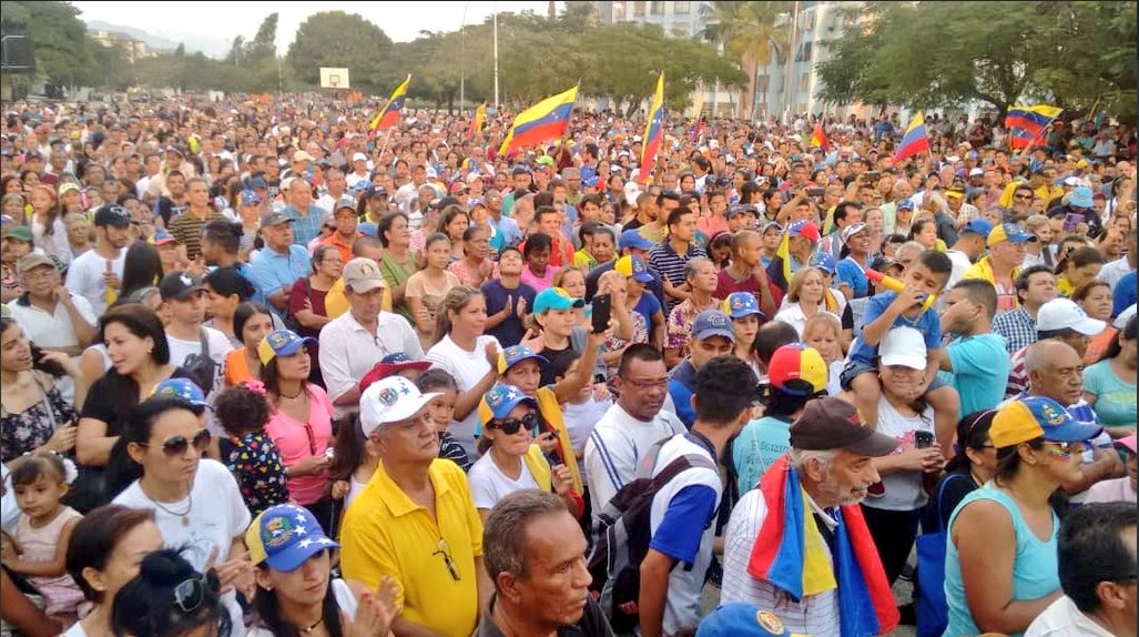 “¡Fuera Maduro!” El grito de Guacara en cabildo abierto de este #19Ene (Video)