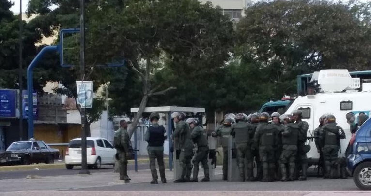 Reportan despliegue de militares en Maracaibo #21Ene (fotos)