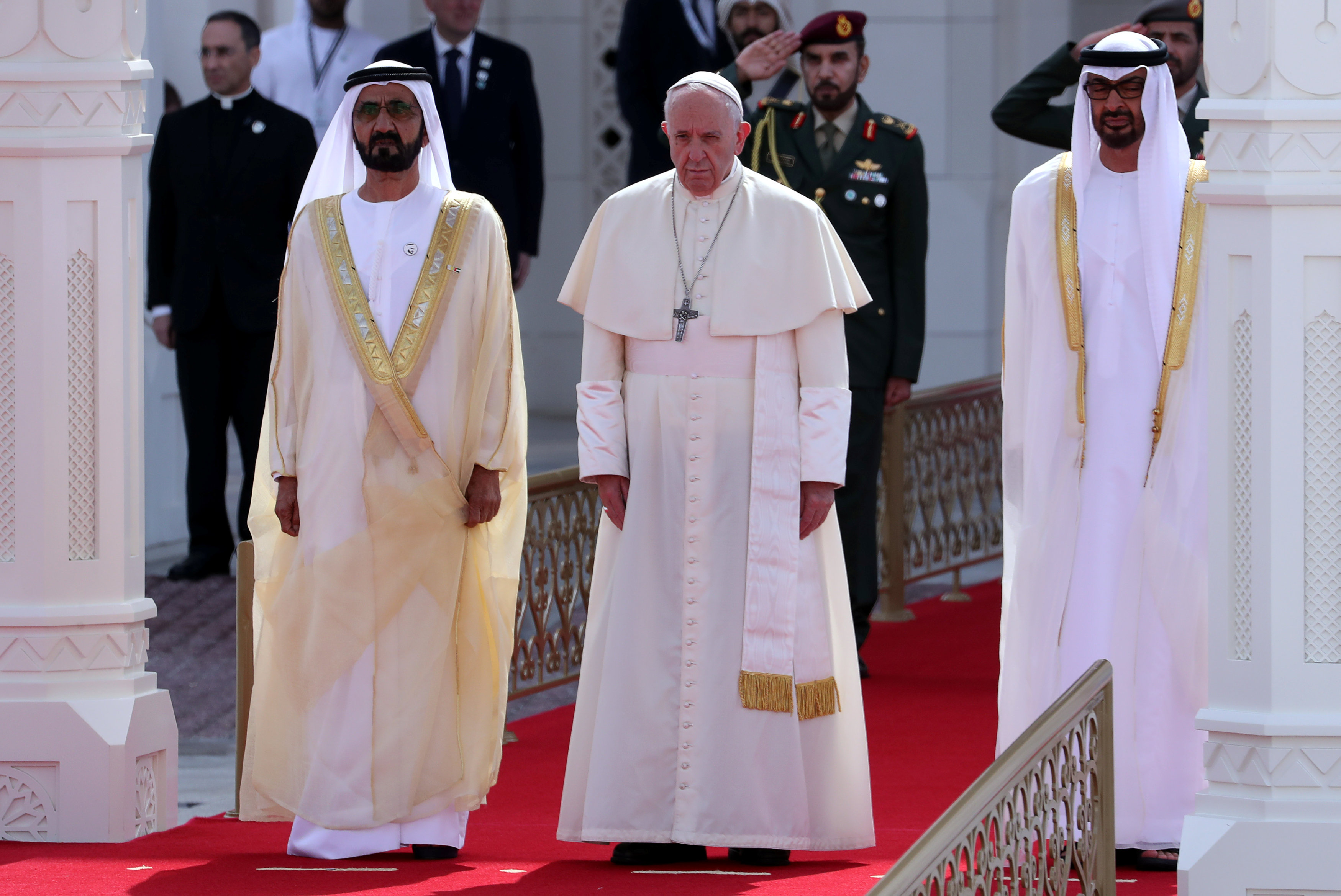 El Papa se reúne con los gobernantes de Emiratos Árabes Unidos