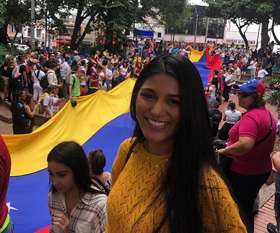 Con estas multitudinarias fotos, Sthefany Gutierréz confirmó su presencia en la convocatoria del #02Feb