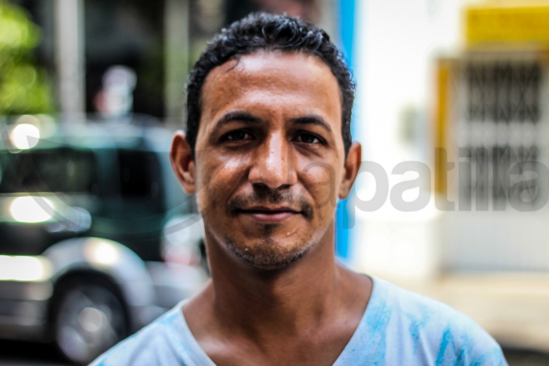 Historias desde Cúcuta: Con estos billetes ayudo a mi familia para que sobreviva en Venezuela (Fotos+Video)