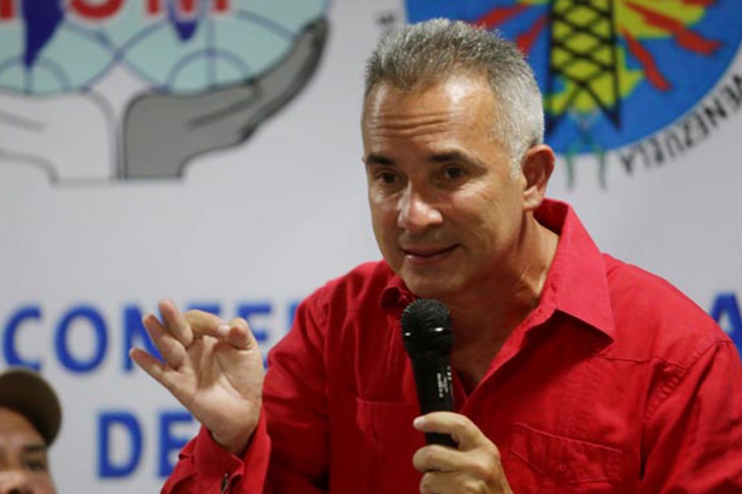 Un Freddy Bernal arrastrado hacia Cuba es lo peor que verás hoy (VIDEO)