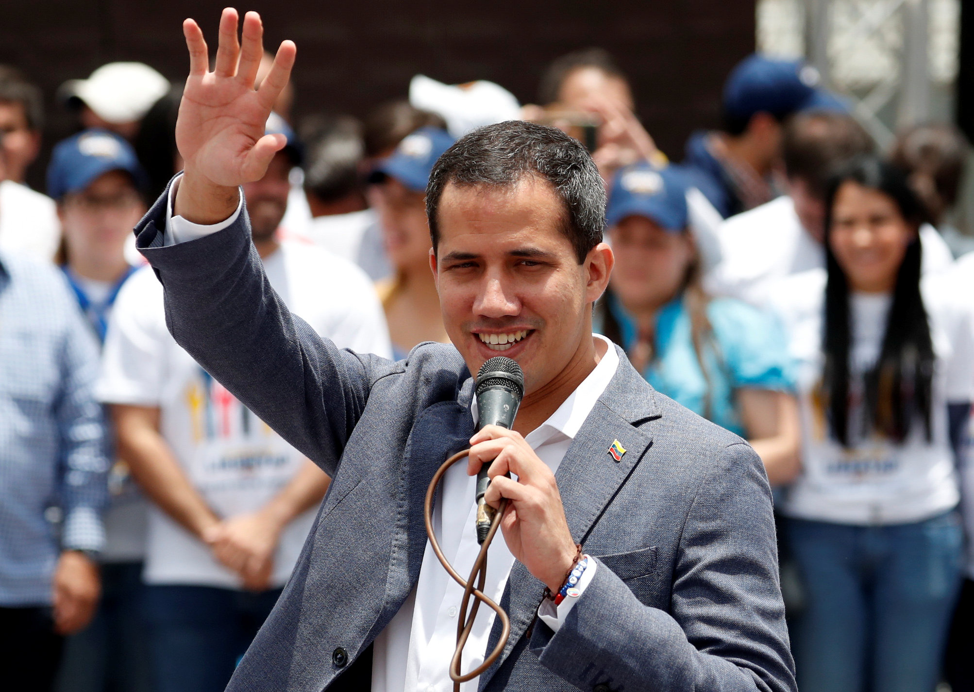 El mensaje de Guaidó a los padres en su día: Ustedes son muestra de una Venezuela que no se rinde